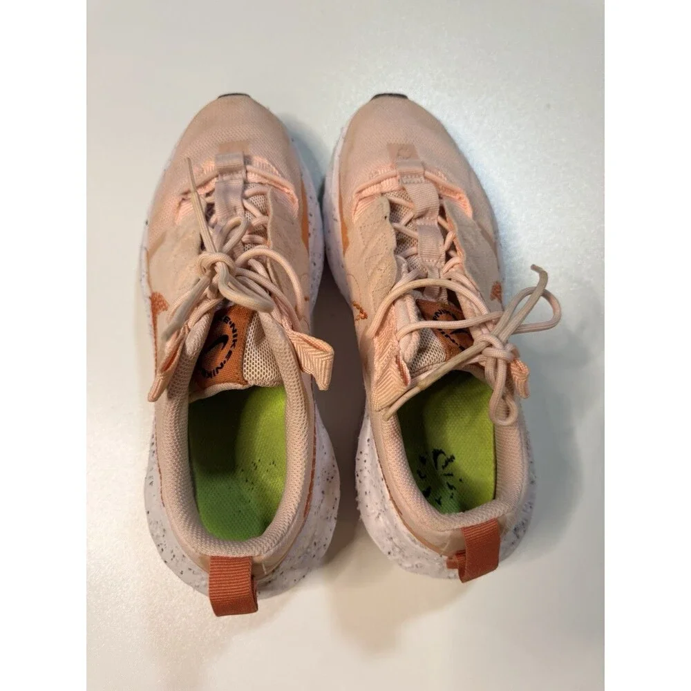 Nike product pair